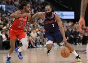 米兰体育官网-快船队主场大胜，球员表现亮眼