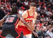 milan.com-老鹰击败尼克斯，表现出色