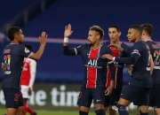 米兰体育入口-巴黎圣日耳曼大获全胜，领跑积分榜