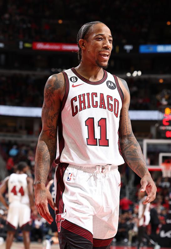 公牛逆转太阳，场上表现引起鼓掌欢呼