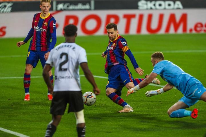 梅西再破门，巴萨逆转击败瓦伦西亚