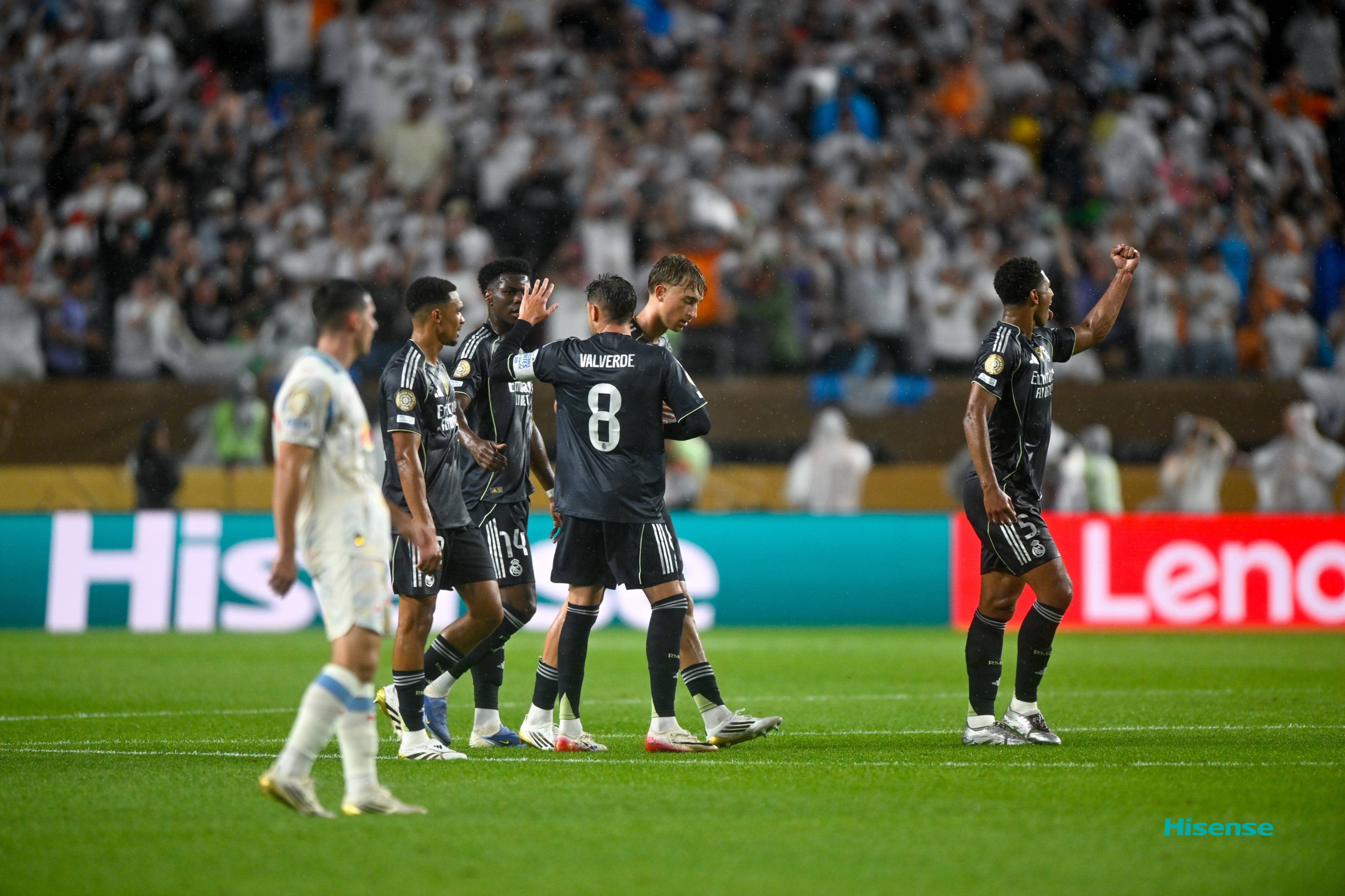 罗马主场爆冷击败皇马,晋级前景堪忧的简单介绍 罗马主场爆冷击败皇马,晋级前景堪忧的简单介绍