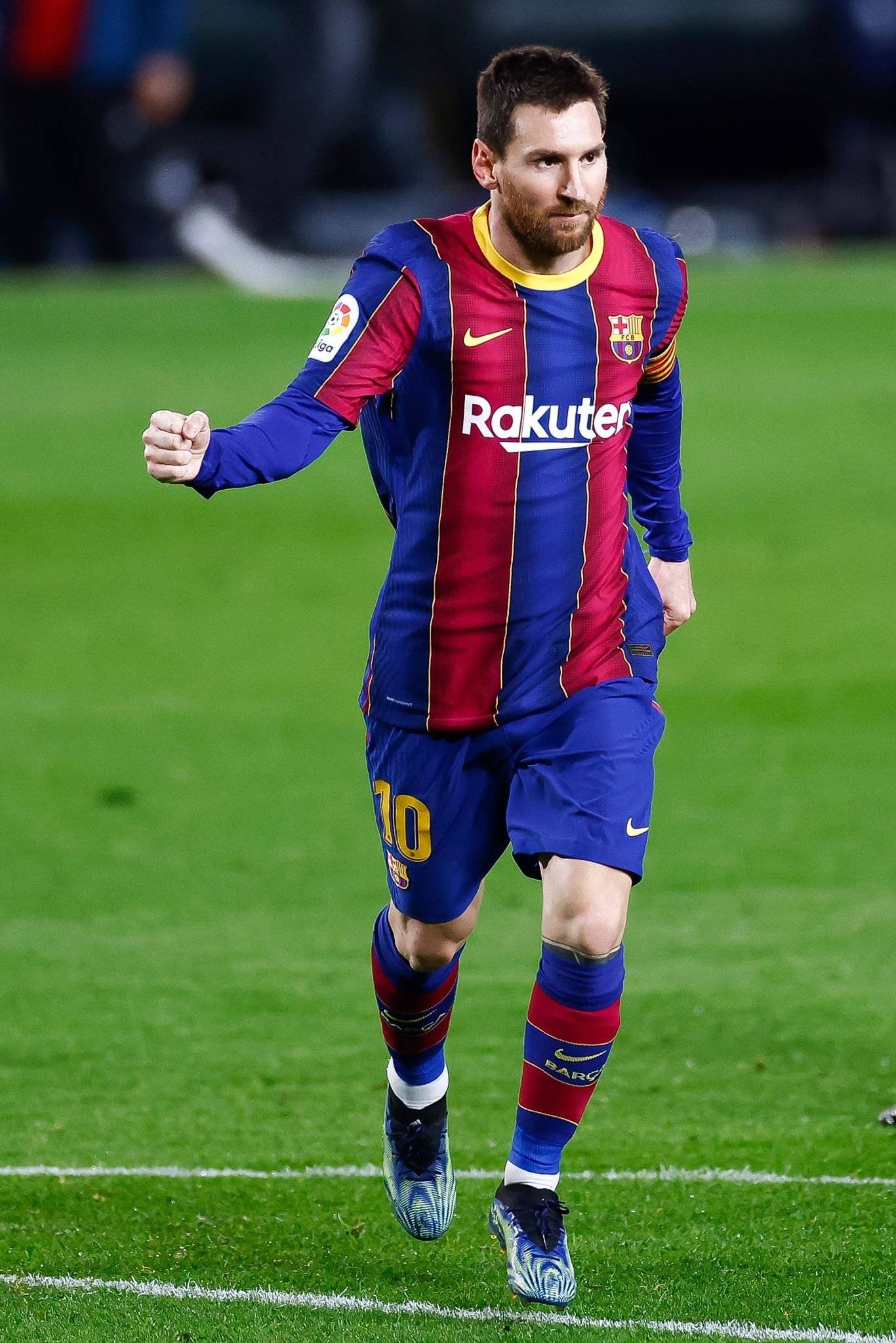 皇马2-3巴萨:梅西绝杀,巴萨逆转战胜皇马的简单介绍 皇马2-3巴萨:梅西绝杀,巴萨逆转战胜皇马的简单介绍