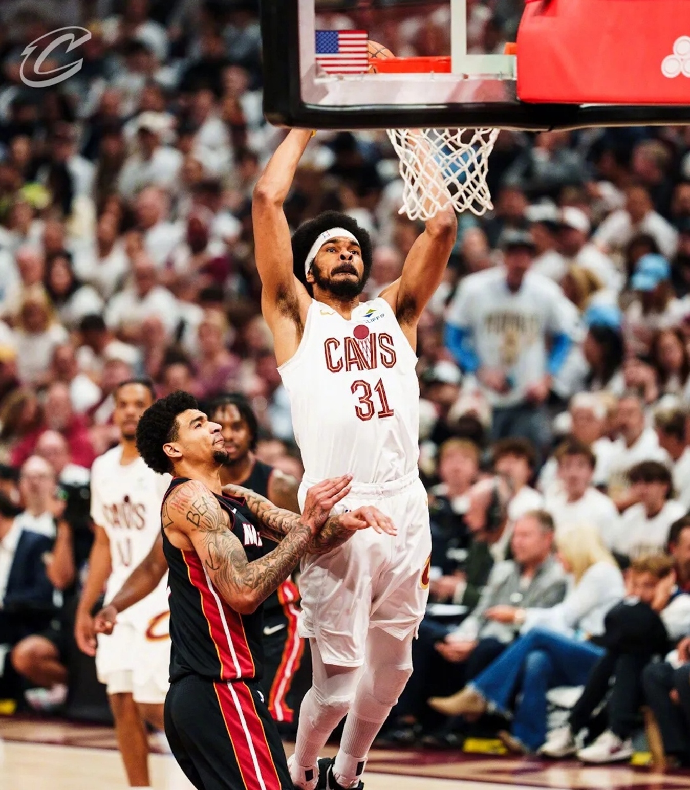 热火主场击败猛龙,保持不败纪录的简单介绍 热火主场击败猛龙,保持不败纪录的简单介绍