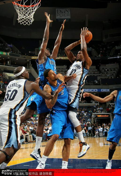 小牛力克灰熊,继续稳固排名 小牛力克灰熊,继续稳固排名